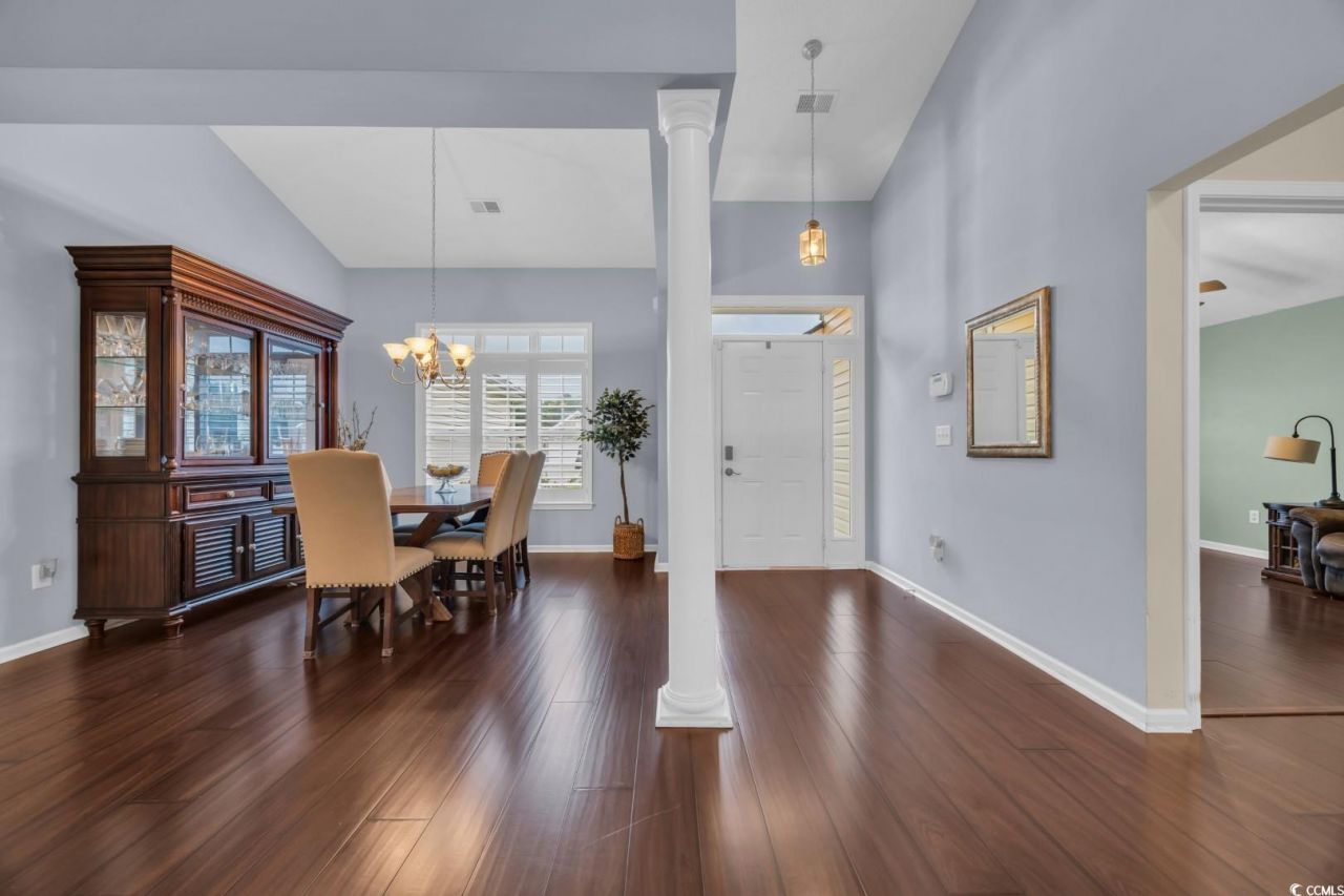 137 Maiden Ln. Photo 5