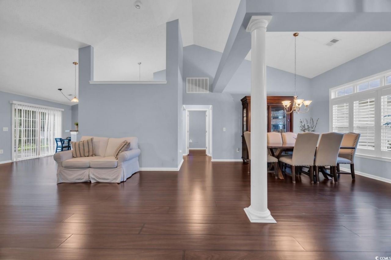 137 Maiden Ln. Photo 7