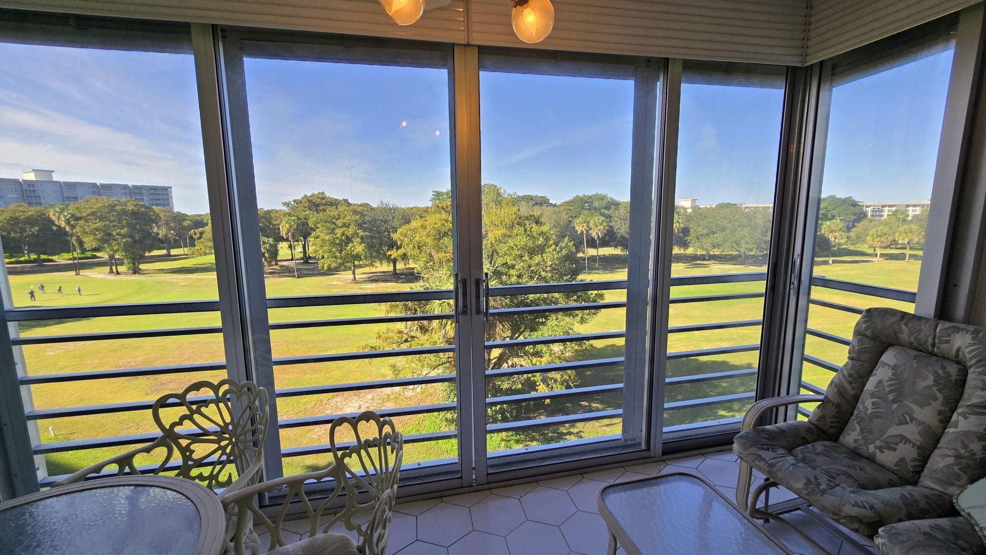 575 Oaks Lane, Unit 509, Pompano Beach, FL 33069 Photo