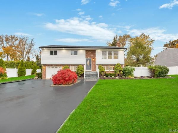 331 Gillette Street, Dix Hills, NY 11746