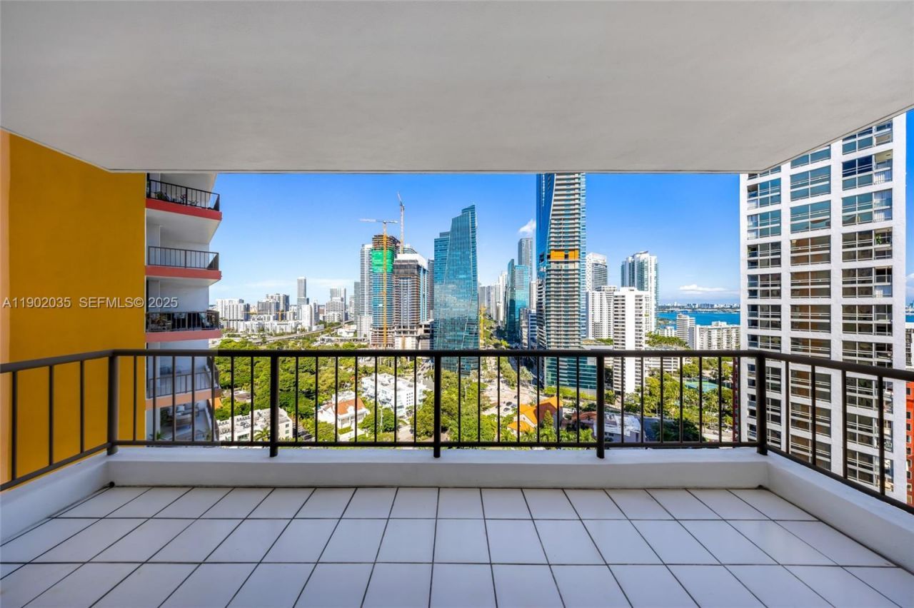 1581 Brickell Ave, Unit 2104, Miami, FL 33129 Photo