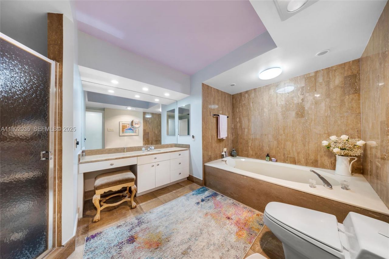 1581 Brickell Ave, Unit 2104, Miami, FL 33129 Photo