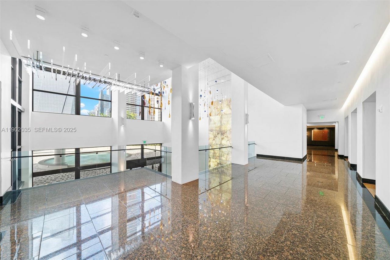 1581 Brickell Ave, Unit 2104, Miami, FL 33129 Photo