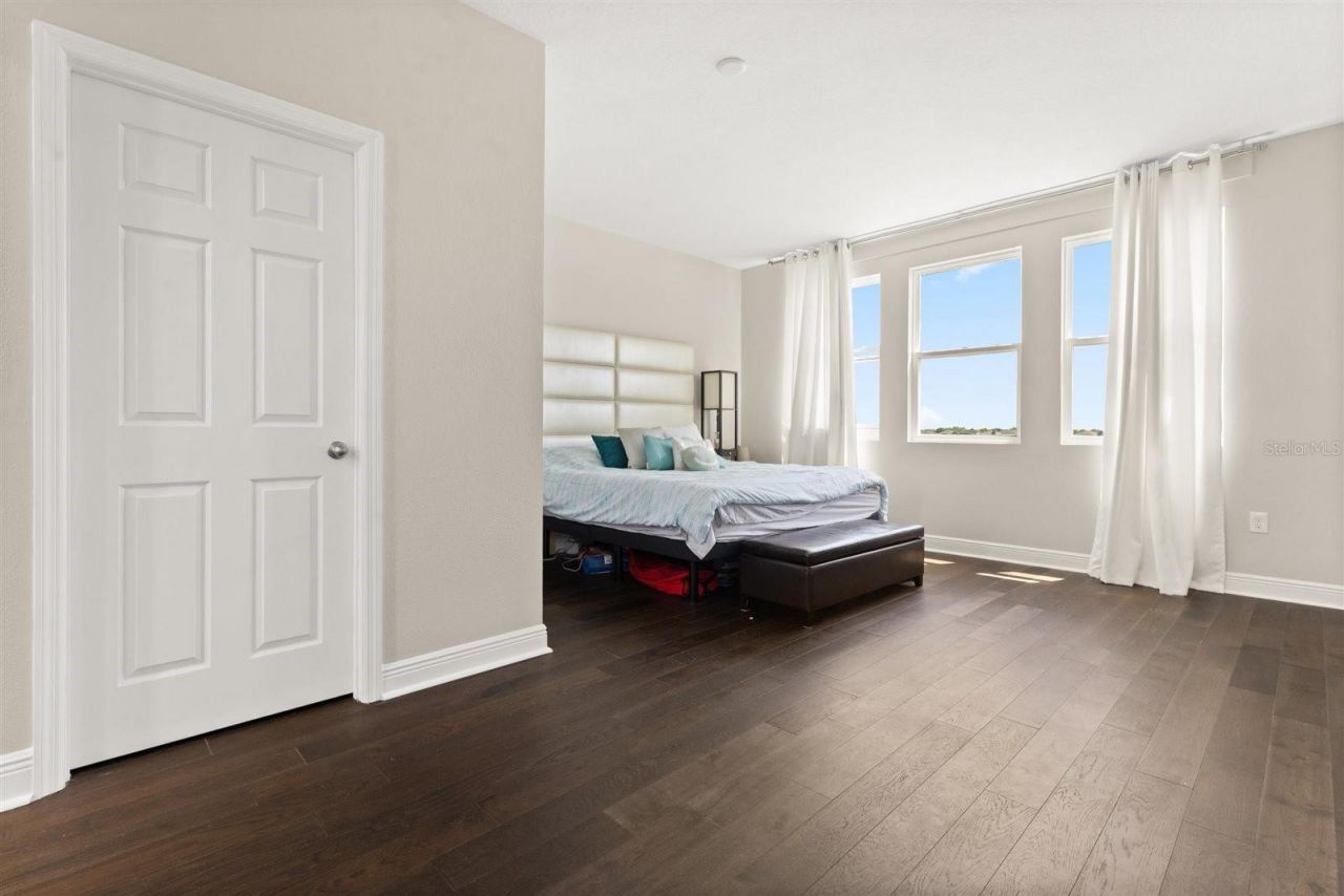 359 Blue Cypress Drive, Groveland, FL 34736 Photo