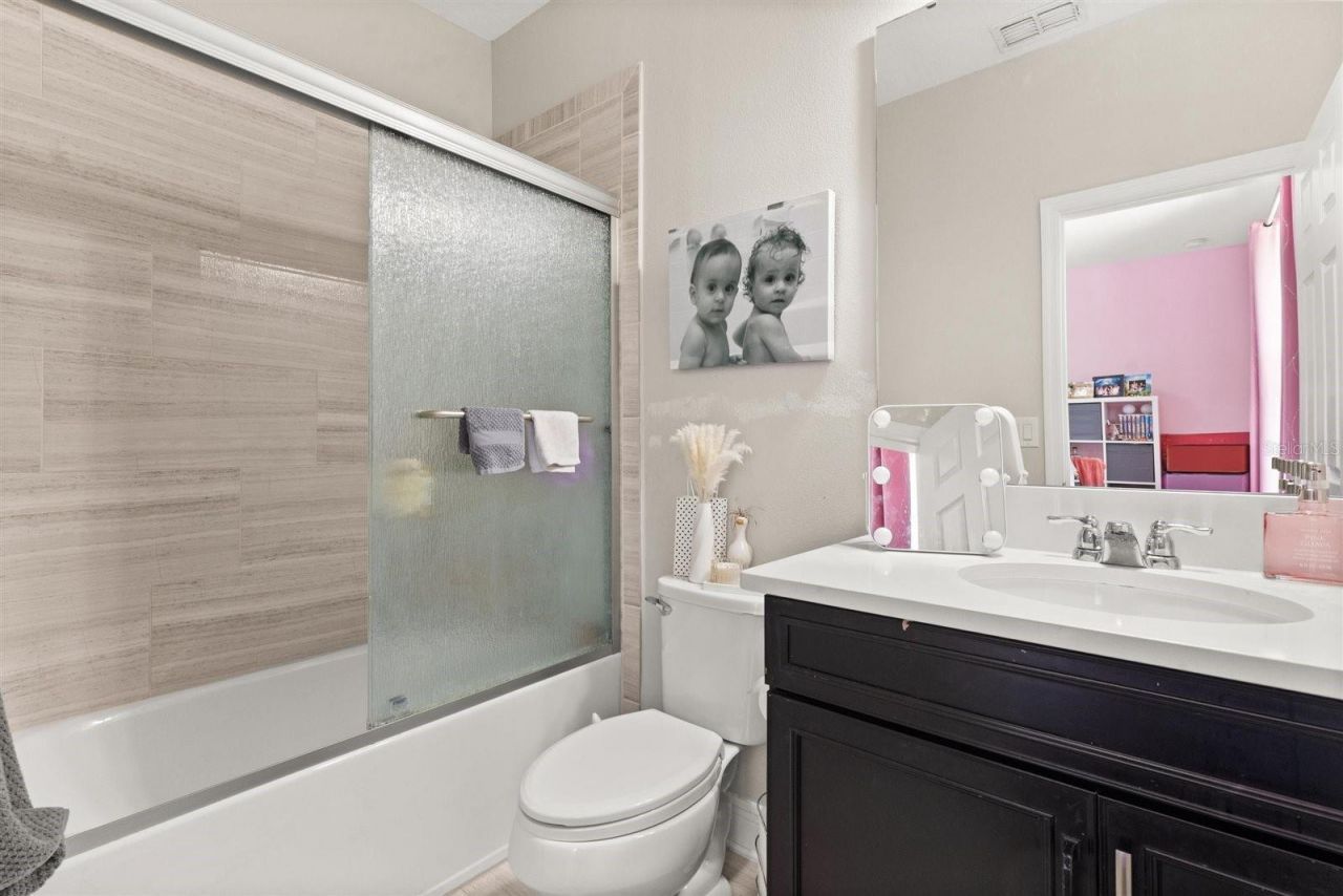 359 Blue Cypress Drive, Groveland, FL 34736 Photo