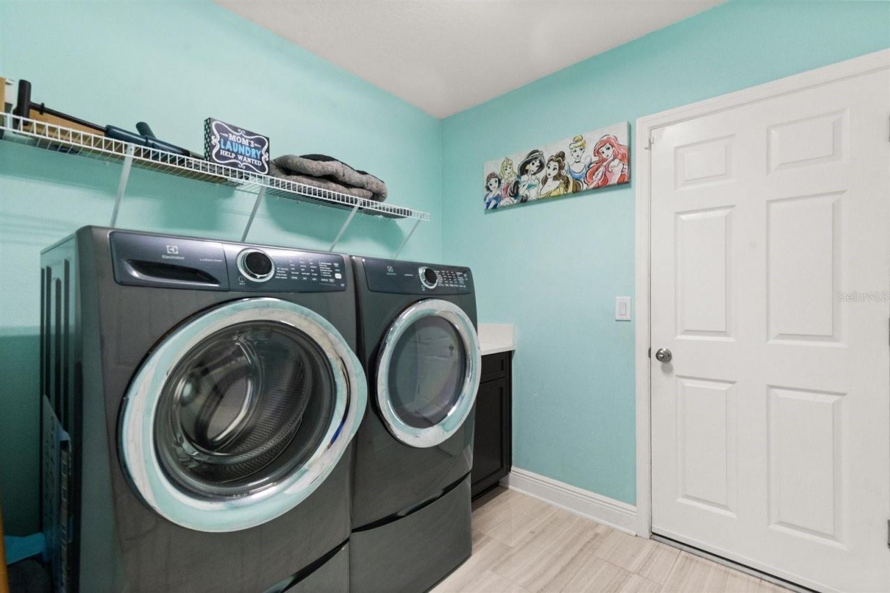 359 Blue Cypress Drive, Groveland, FL 34736 Photo