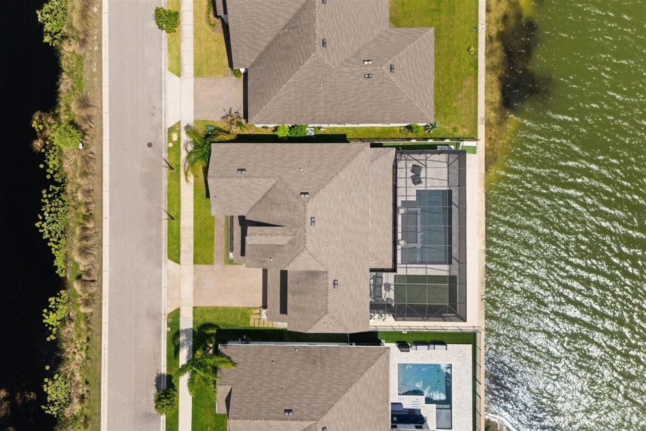 359 Blue Cypress Drive, Groveland, FL 34736 Photo