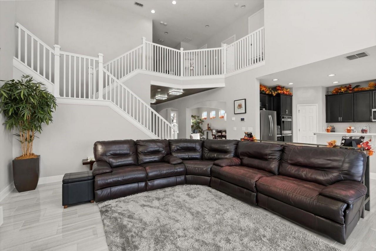 359 Blue Cypress Drive, Groveland, FL 34736 Photo