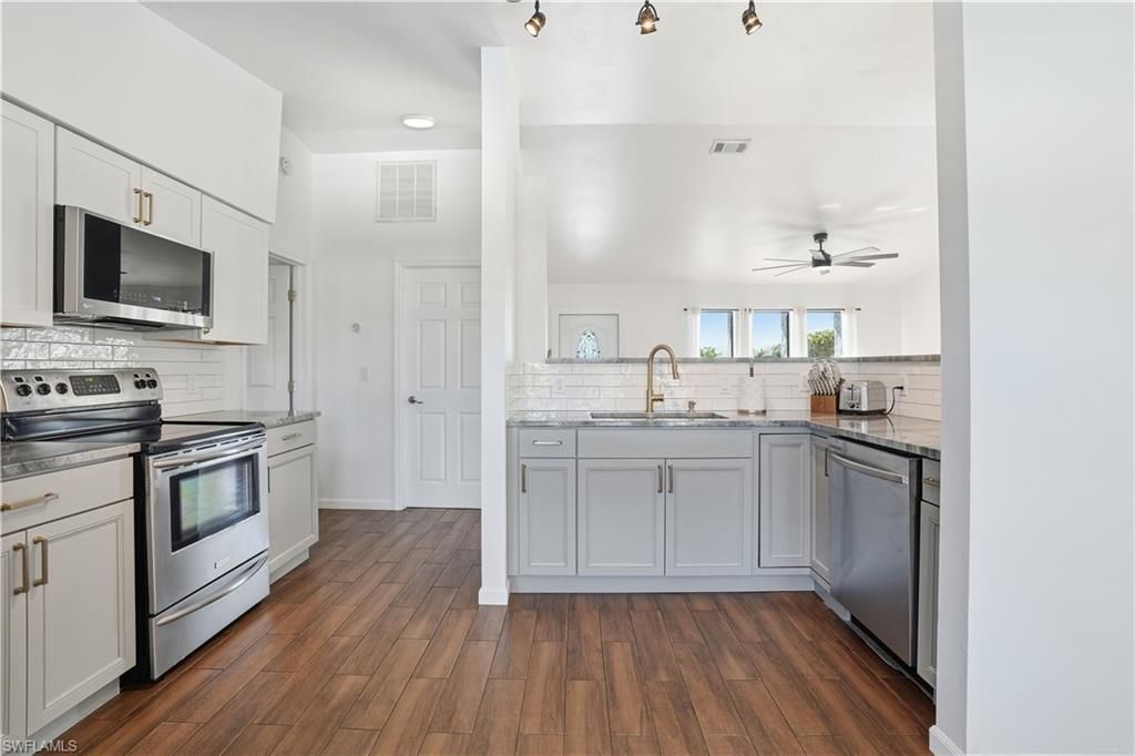 1115 SW 42nd St, Cape Coral, FL 33914 Photo