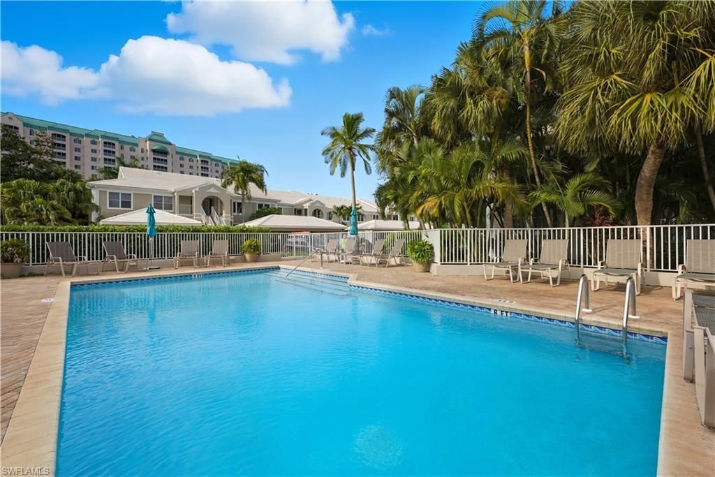 5899 Chanteclair Dr, Unit 222, Naples, FL 34108 Photo