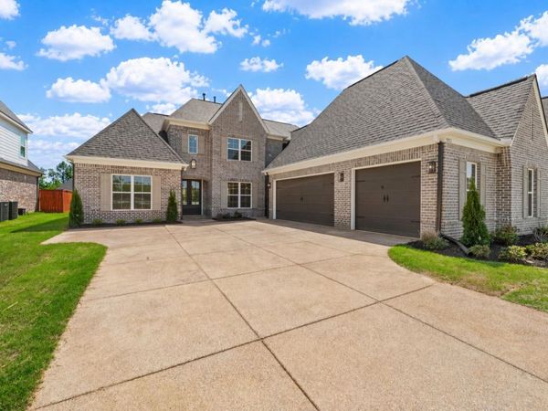 10153 KAITLYNN ROSE DR S, Lakeland, TN 38002