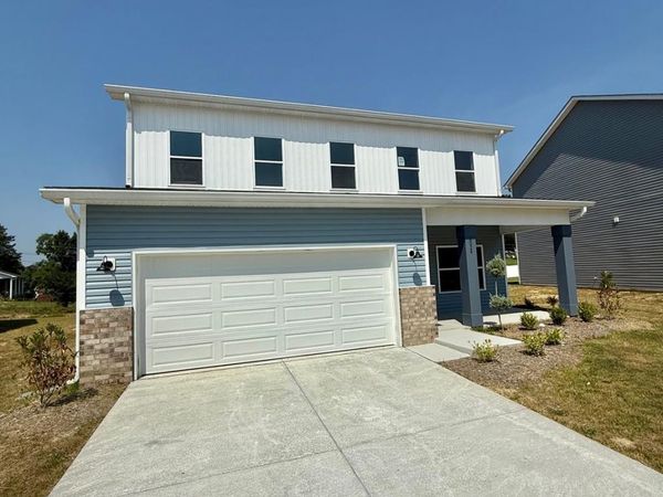 8024 Joy Crossing Lane, Charlotte, NC 28214