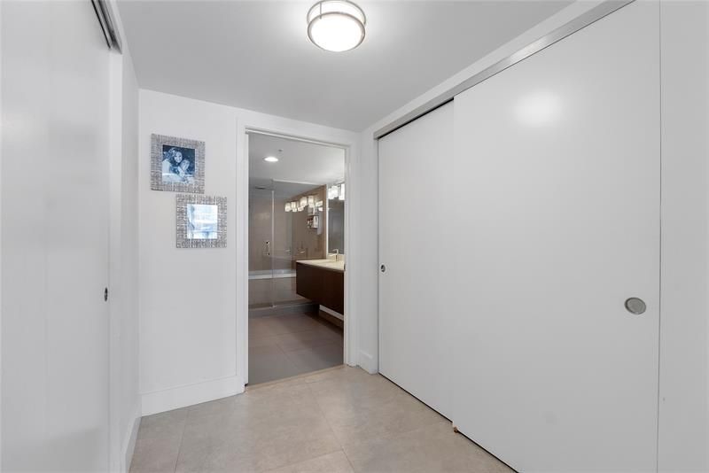 6620 Indian Creek Drive, Unit 315, Miami Beach, FL 33141 Photo