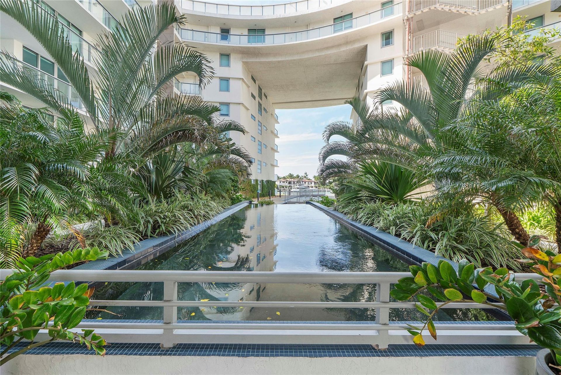 6620 Indian Creek Drive, Unit 315, Miami Beach, FL 33141 Photo
