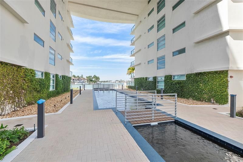 6620 Indian Creek Drive, Unit 315, Miami Beach, FL 33141 Photo