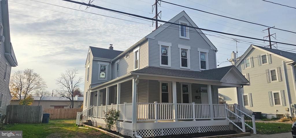 36 N Maple Avenue, Hatfield, PA 19440 Main Photo