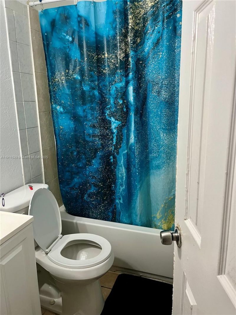 18007 NW 41st Pl, Miami Gardens, FL 33055 Photo