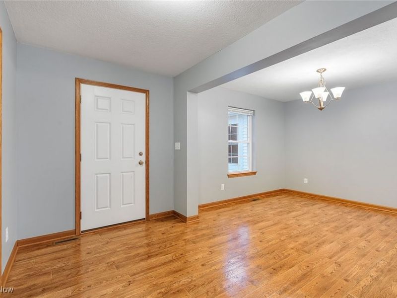 11489 Mahoning Avenue, North Jackson, OH 44451 Photo 4