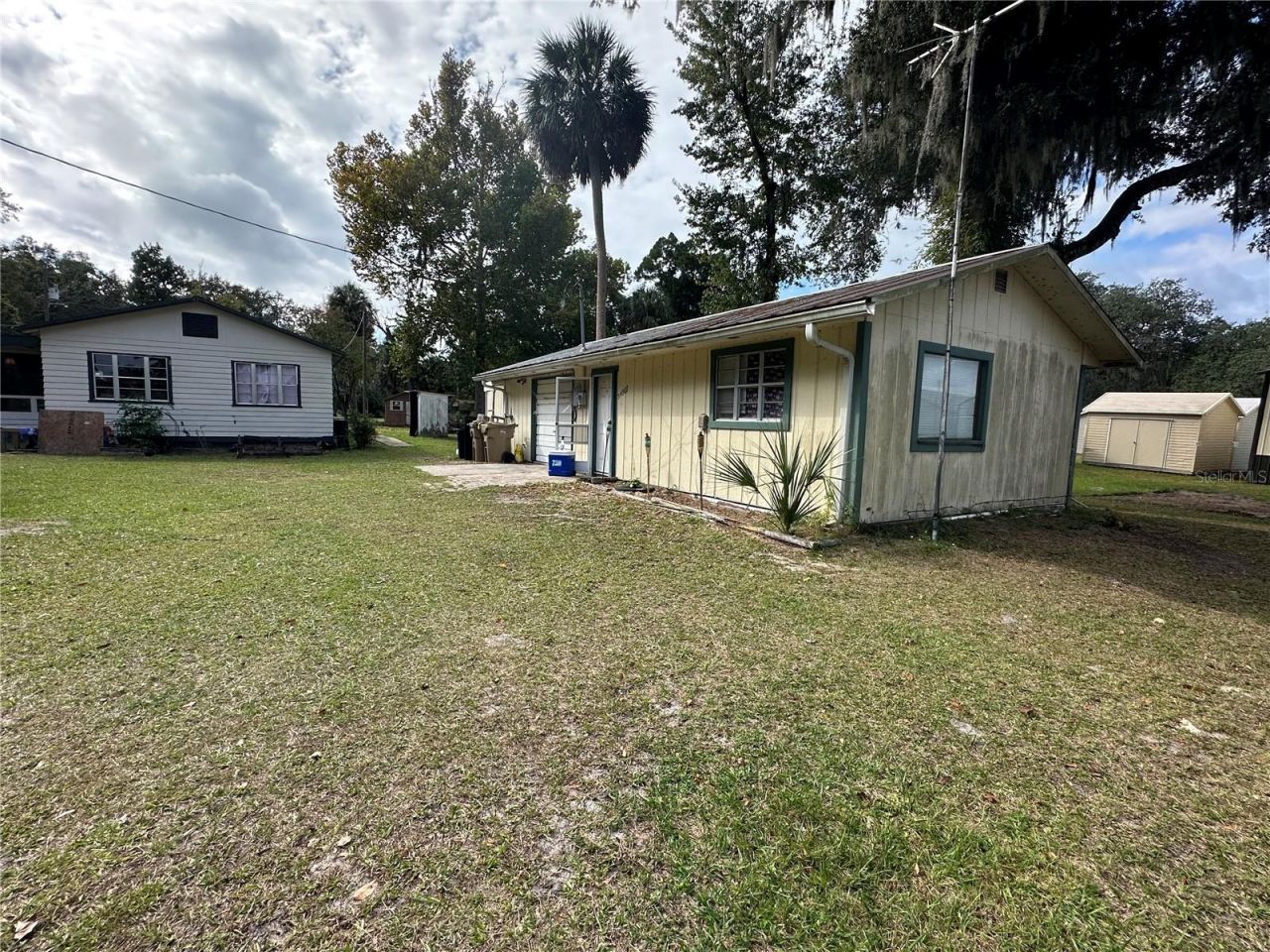54901 Cedar Crest Road, Astor, FL 32102 Photo