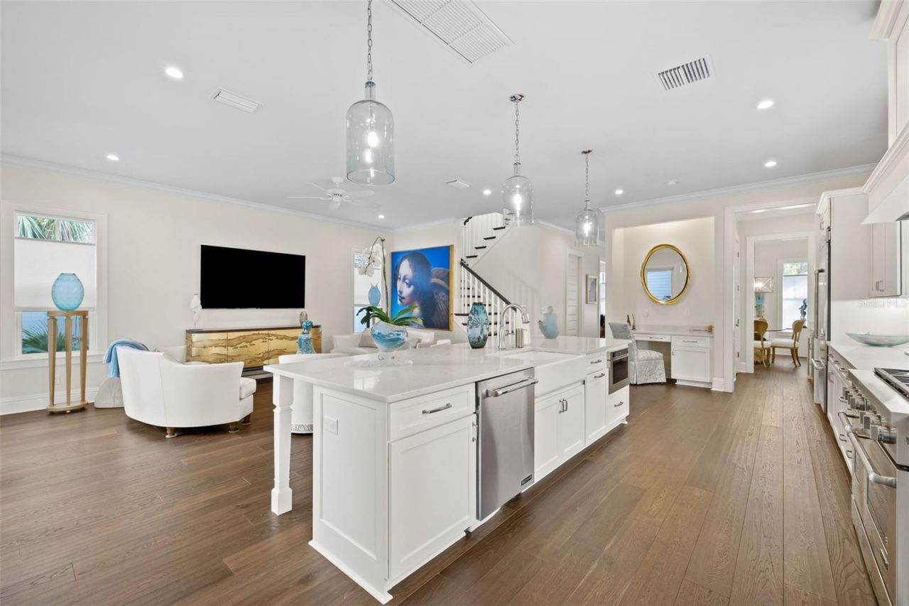 319 12th Avenue Ne, Saint Petersburg, FL 33701 Photo