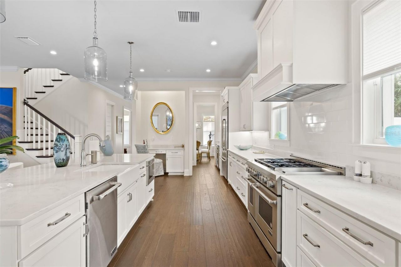 319 12th Avenue Ne, Saint Petersburg, FL 33701 Photo