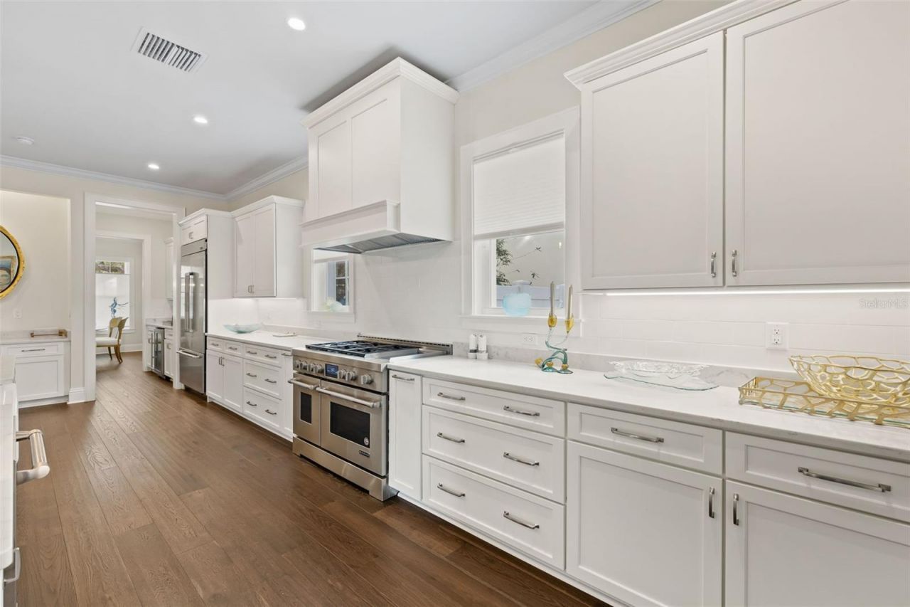 319 12th Avenue Ne, Saint Petersburg, FL 33701 Photo