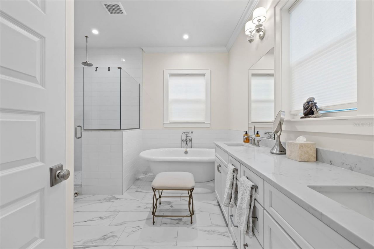 319 12th Avenue Ne, Saint Petersburg, FL 33701 Photo