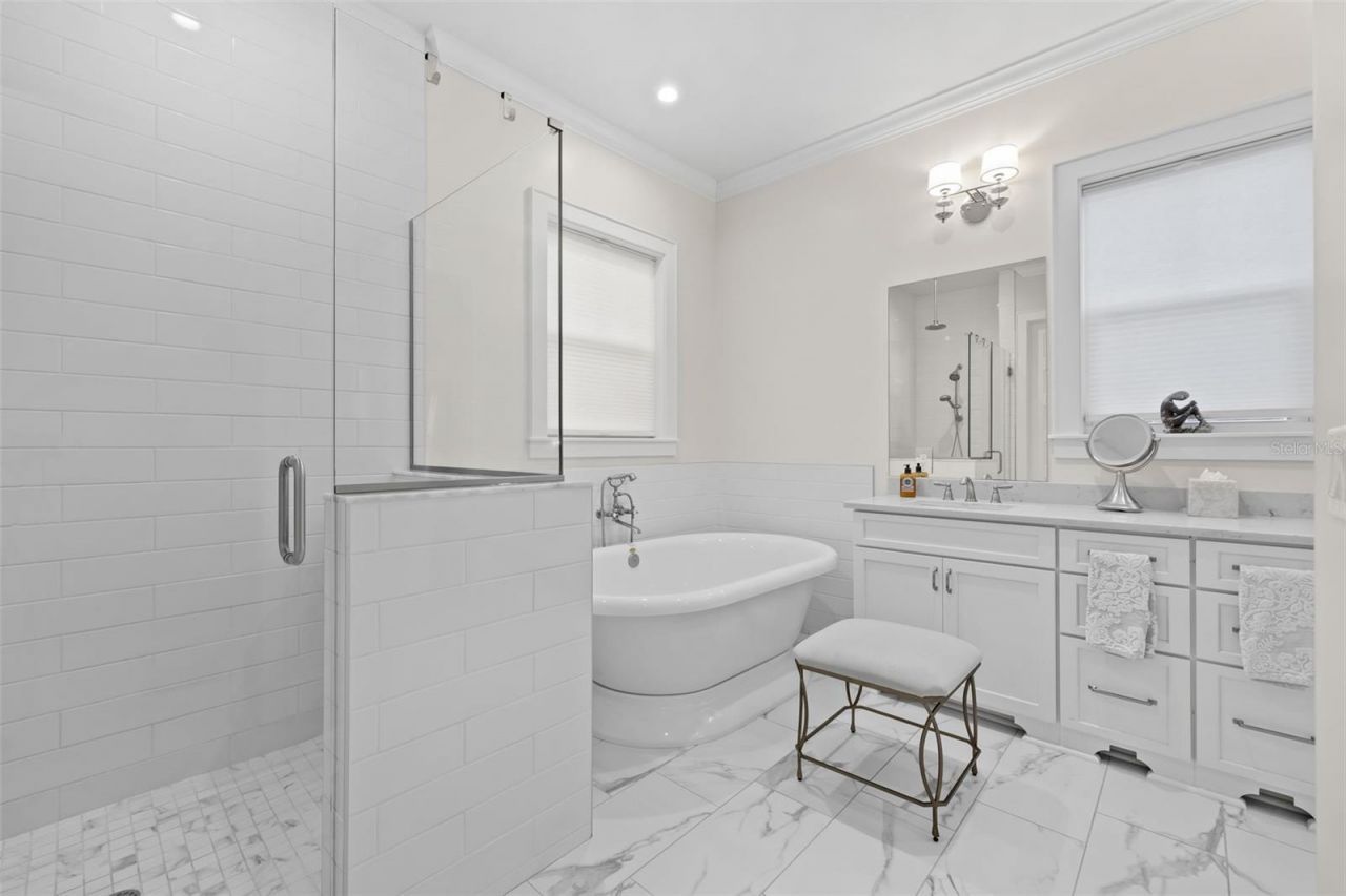 319 12th Avenue Ne, Saint Petersburg, FL 33701 Photo