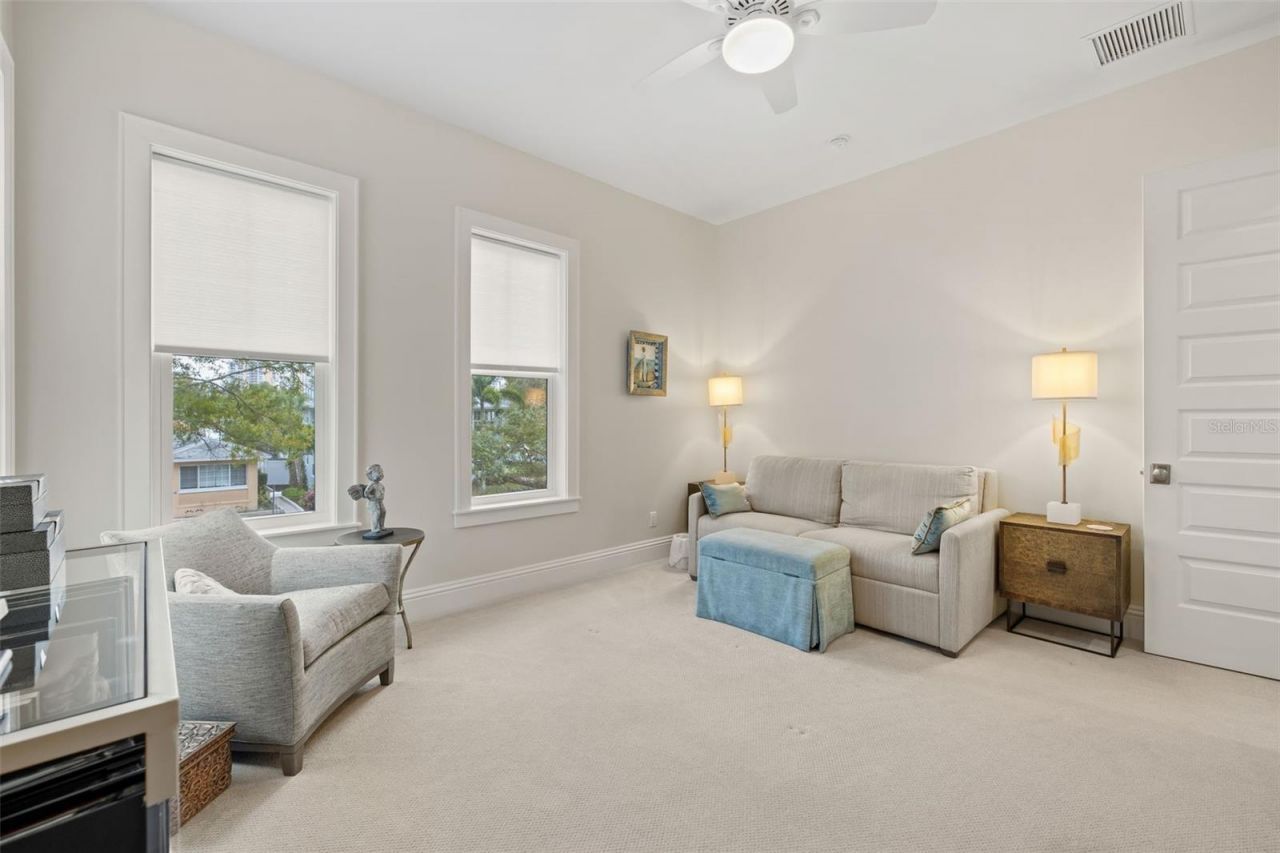 319 12th Avenue Ne, Saint Petersburg, FL 33701 Photo