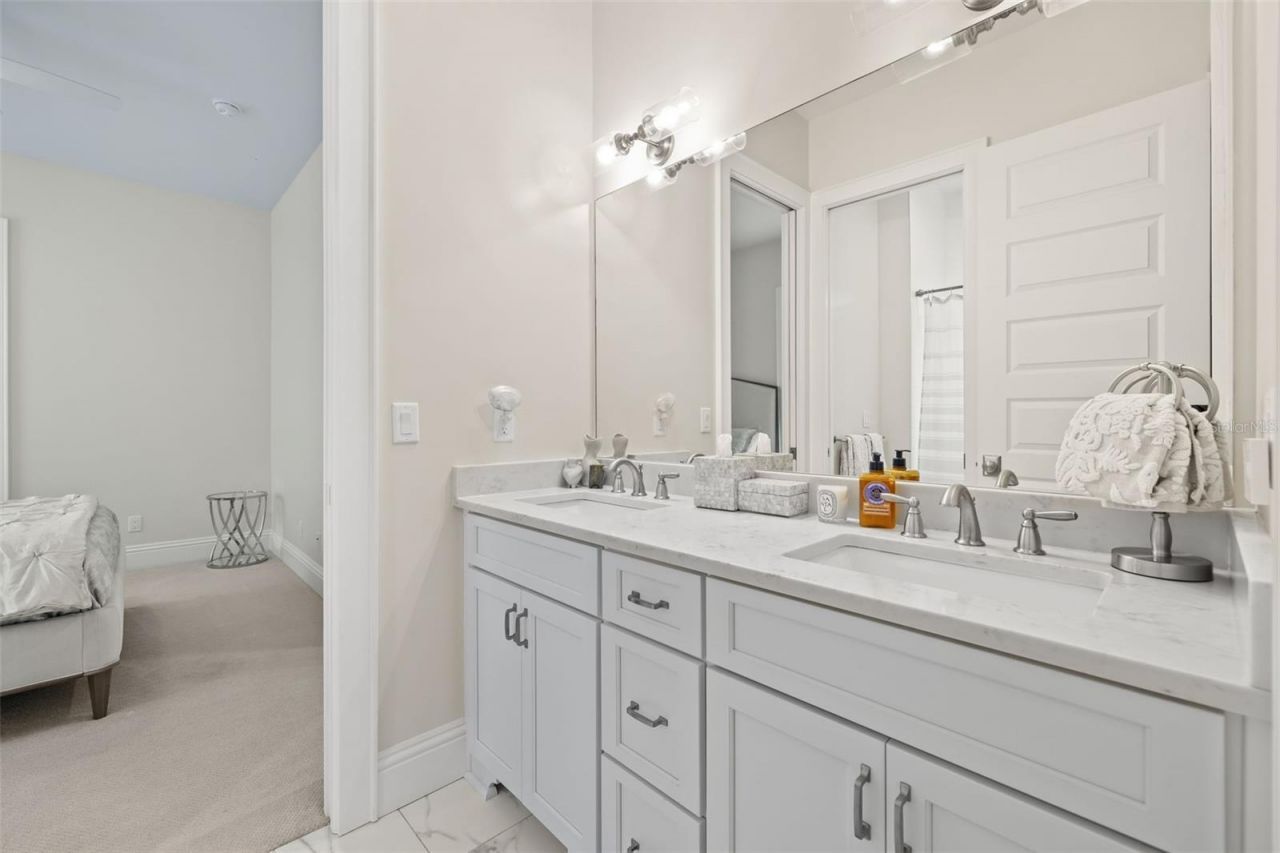 319 12th Avenue Ne, Saint Petersburg, FL 33701 Photo