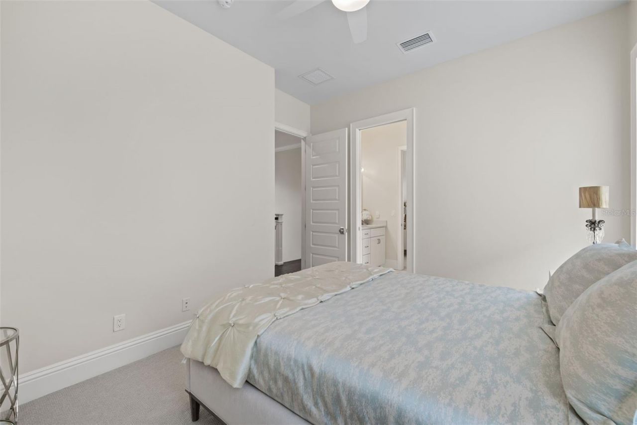 319 12th Avenue Ne, Saint Petersburg, FL 33701 Photo