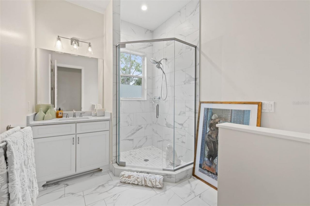 319 12th Avenue Ne, Saint Petersburg, FL 33701 Photo