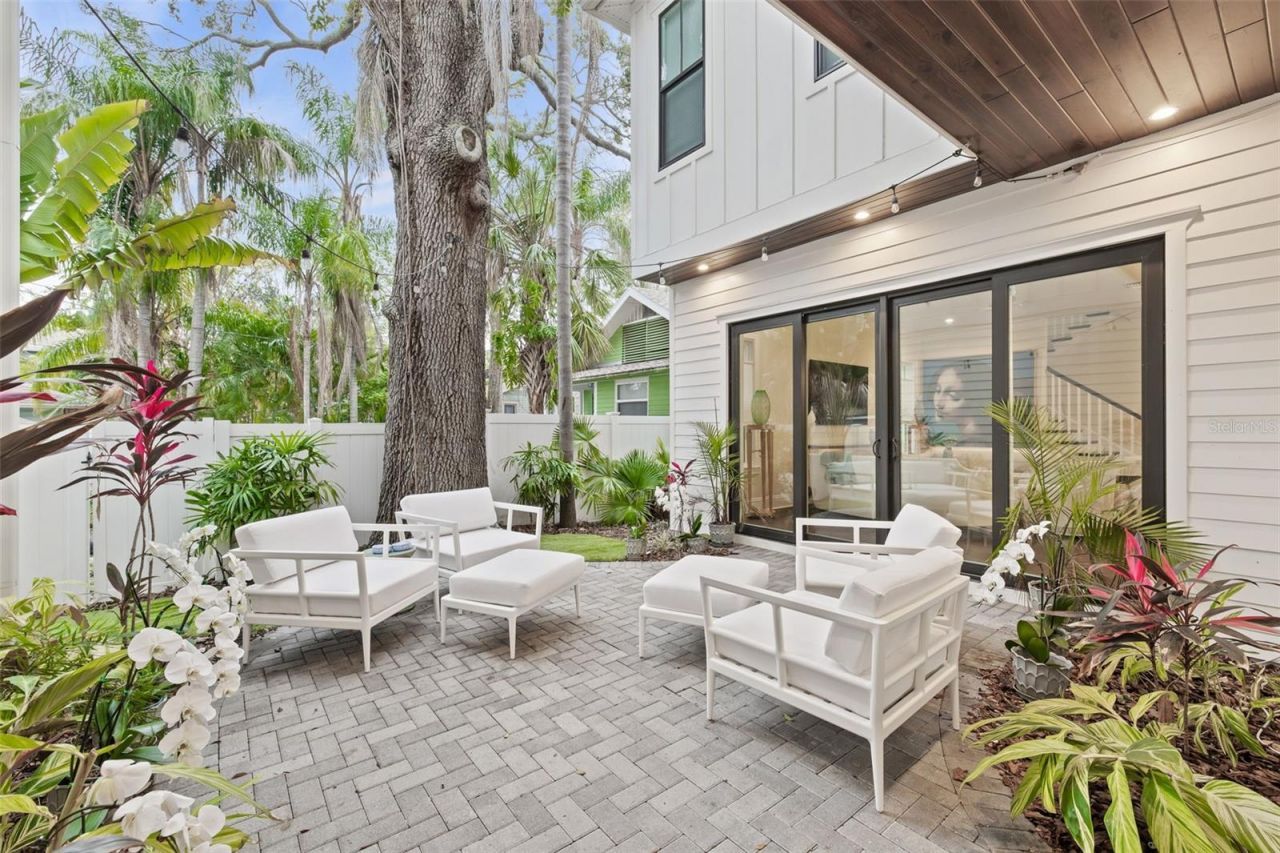 319 12th Avenue Ne, Saint Petersburg, FL 33701 Photo