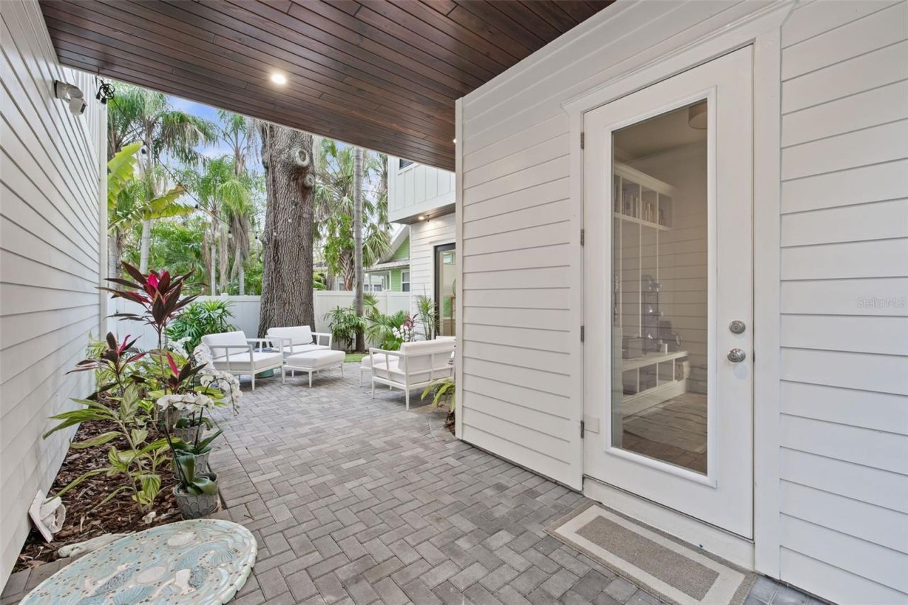 319 12th Avenue Ne, Saint Petersburg, FL 33701 Photo