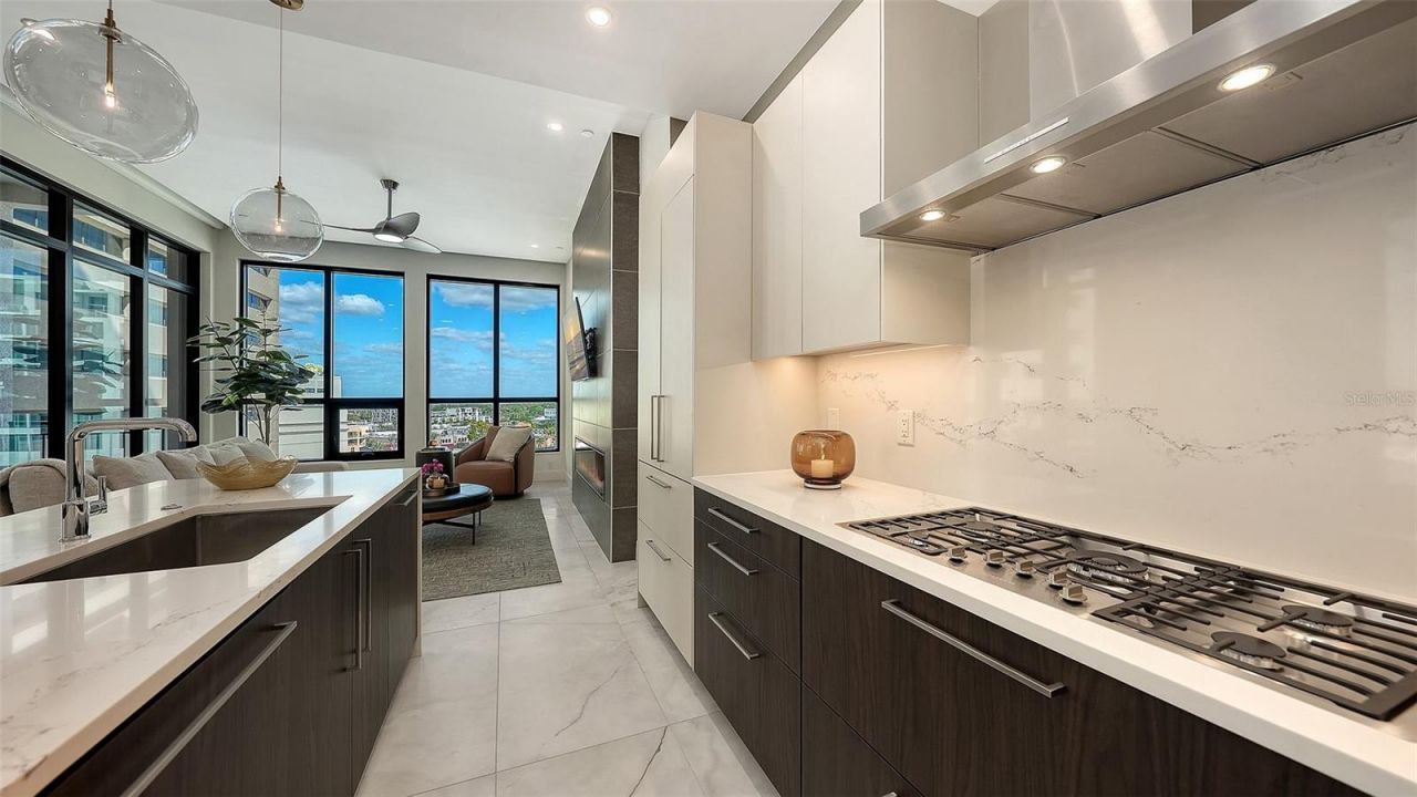 33 S Palm Avenue, Unit 803, Sarasota, FL 34236 Photo