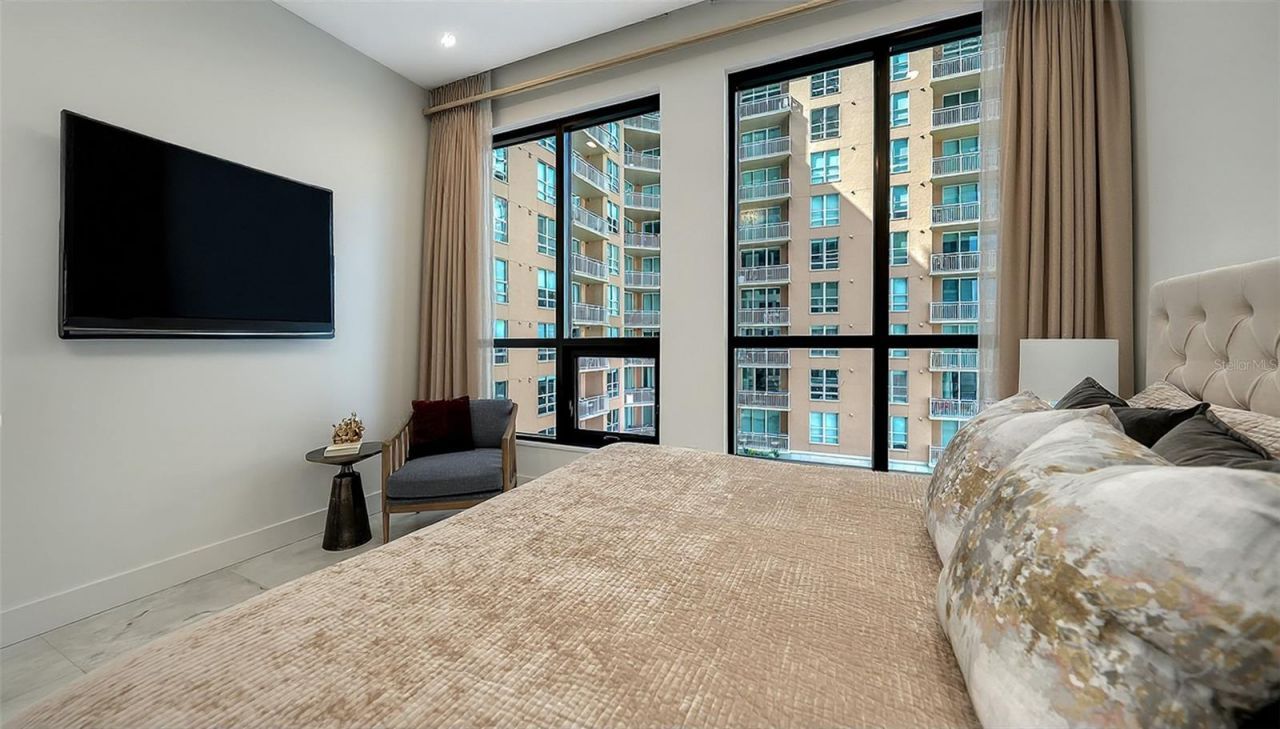 33 S Palm Avenue, Unit 803, Sarasota, FL 34236 Photo