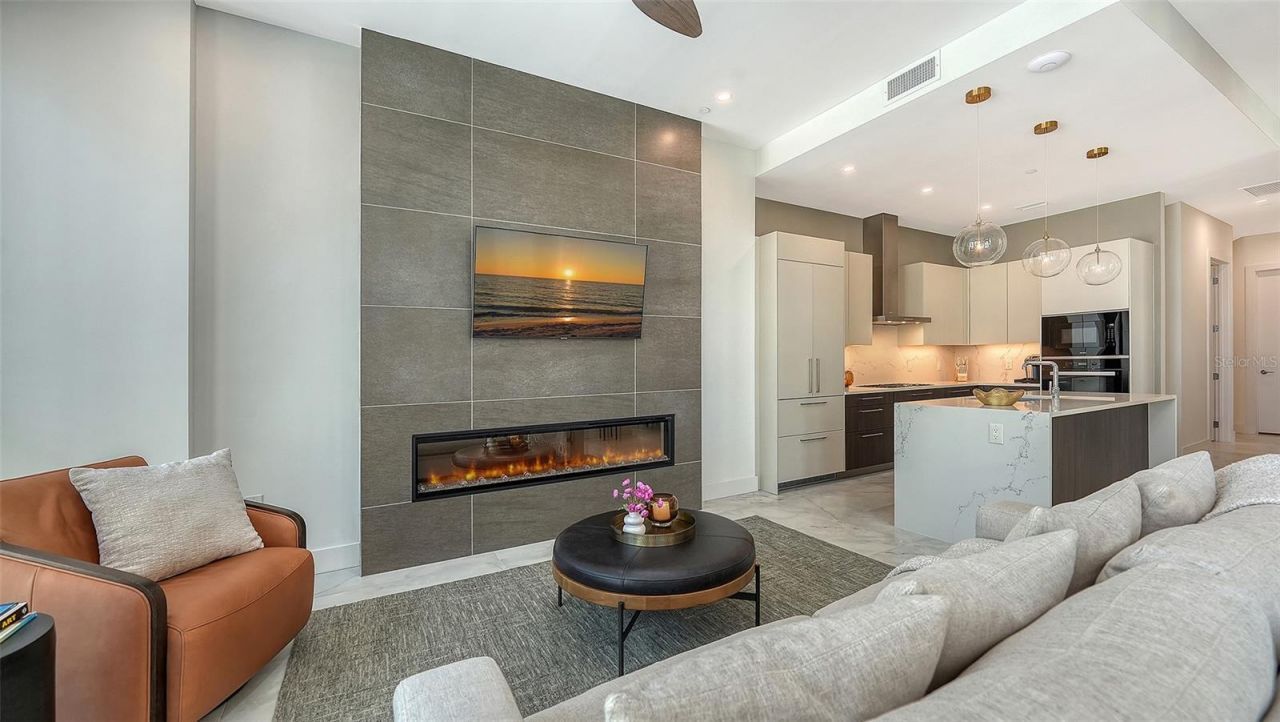 33 S Palm Avenue, Unit 803, Sarasota, FL 34236 Photo