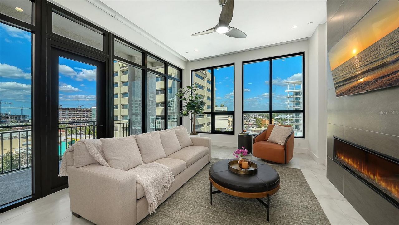 33 S Palm Avenue, Unit 803, Sarasota, FL 34236 Photo