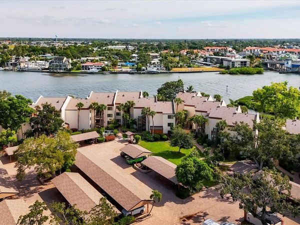 1900 COVE II PLACE, Unit 127, SARASOTA, FL 34242