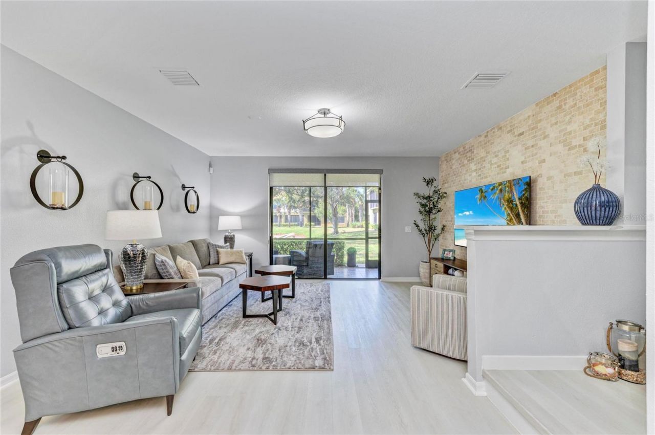 4024 Overture Circle, Unit 486, Bradenton, FL 34209 Photo