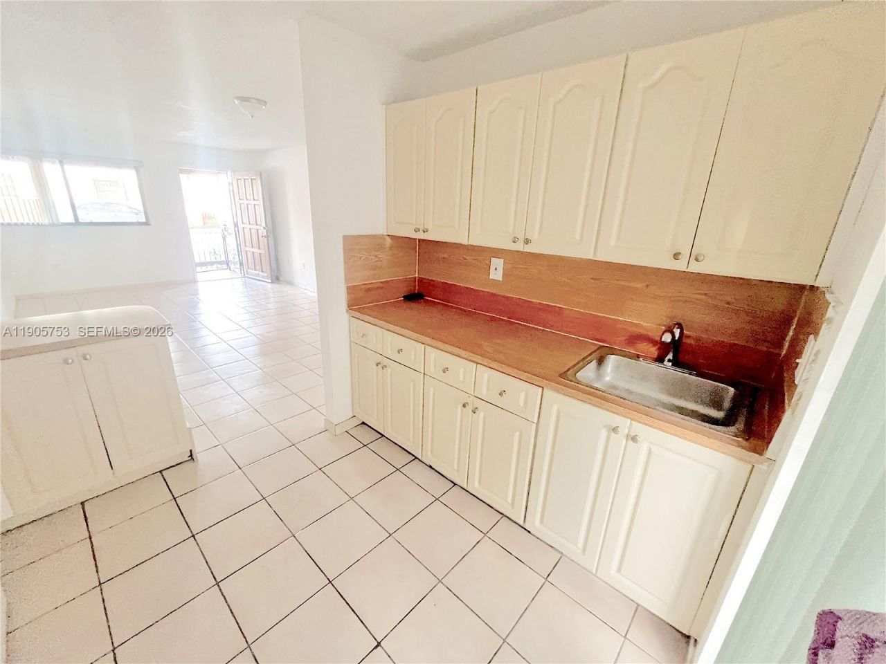 2740 W 63rd St, Unit 104, Hialeah, FL 33016 Photo