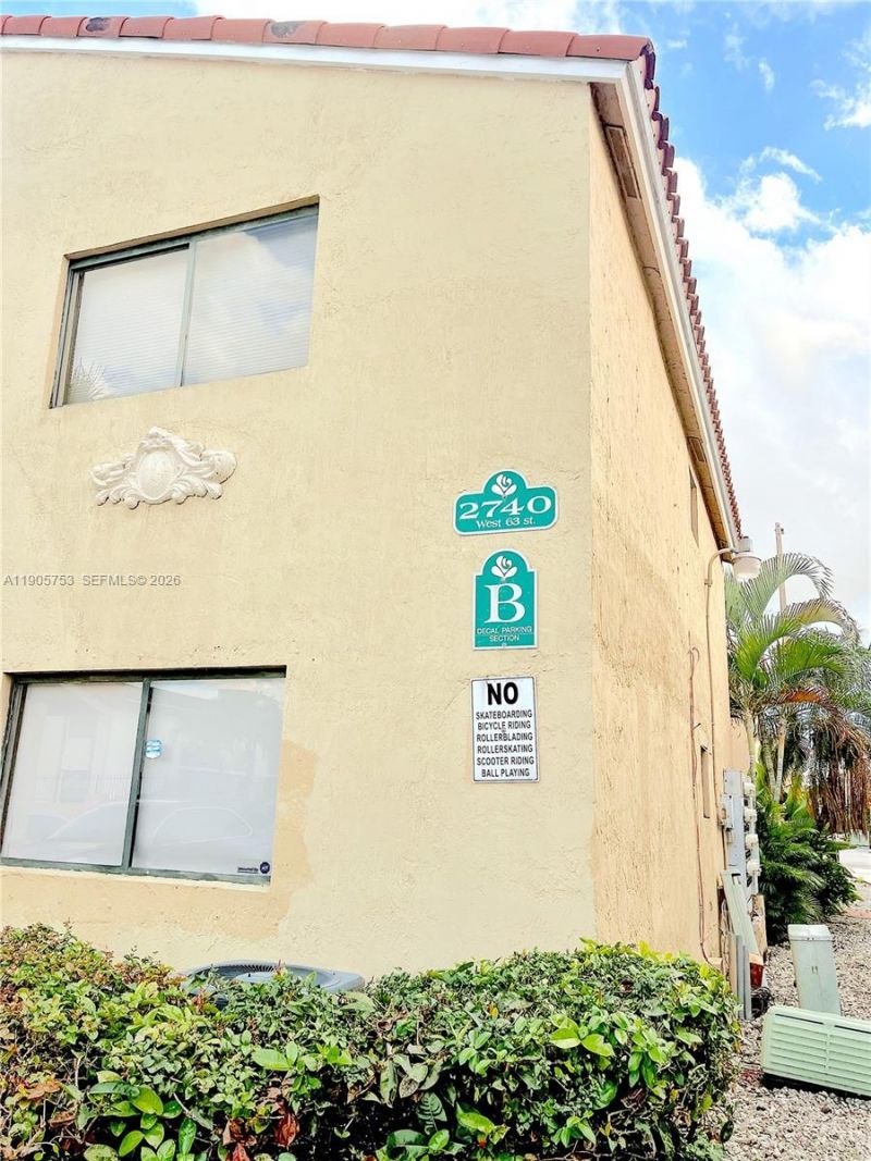 2740 W 63rd St, Unit 104, Hialeah, FL 33016 Photo