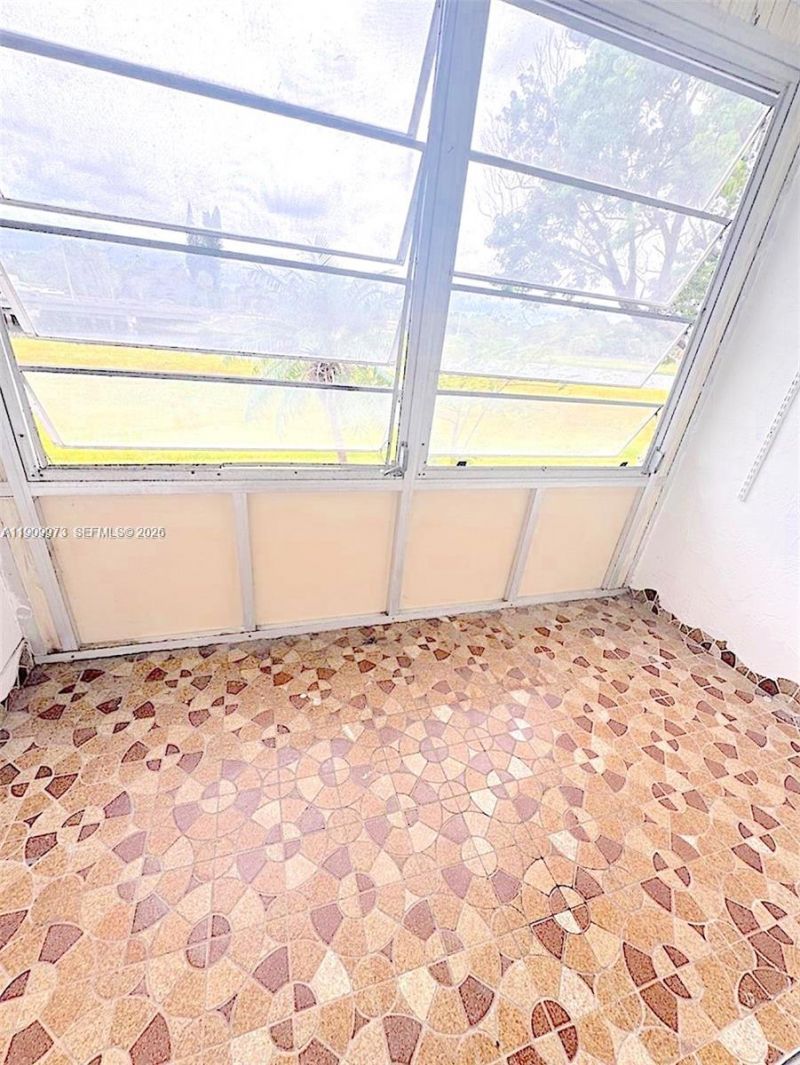 20120 NE 2nd Ave, Unit W27, Miami Gardens, FL 33179 Photo