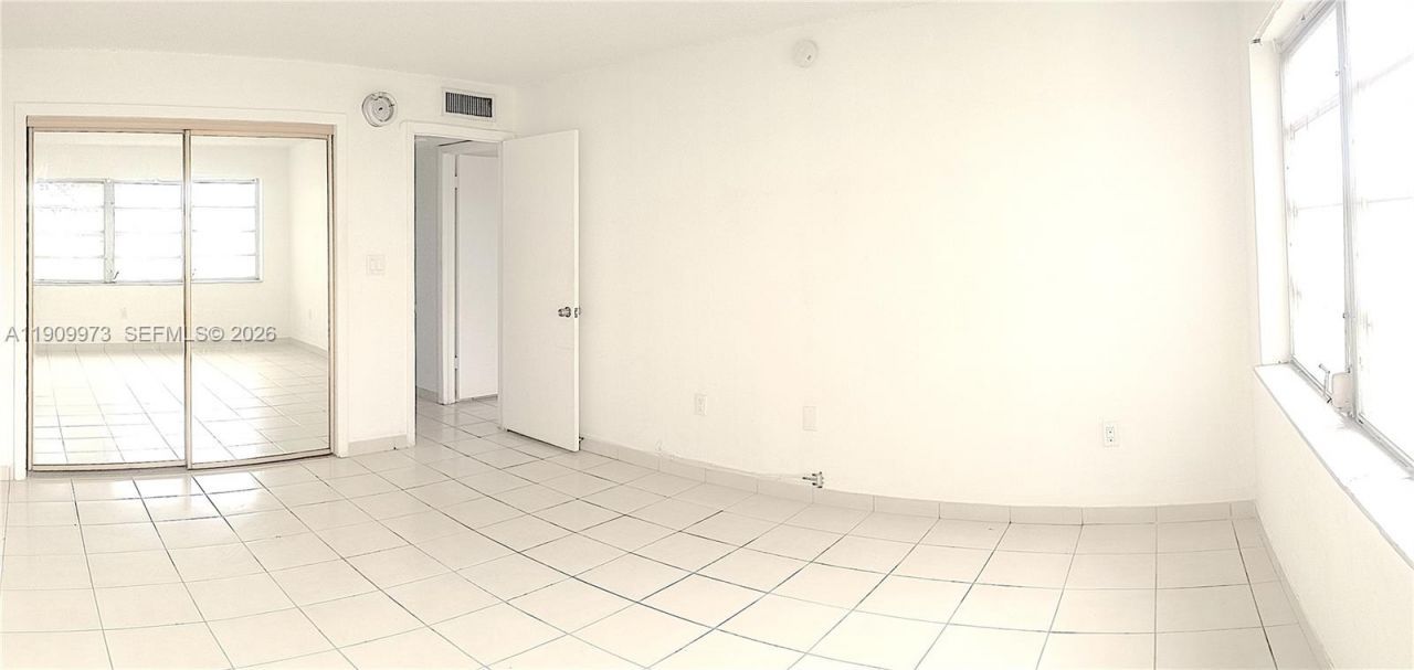 20120 NE 2nd Ave, Unit W27, Miami Gardens, FL 33179 Photo