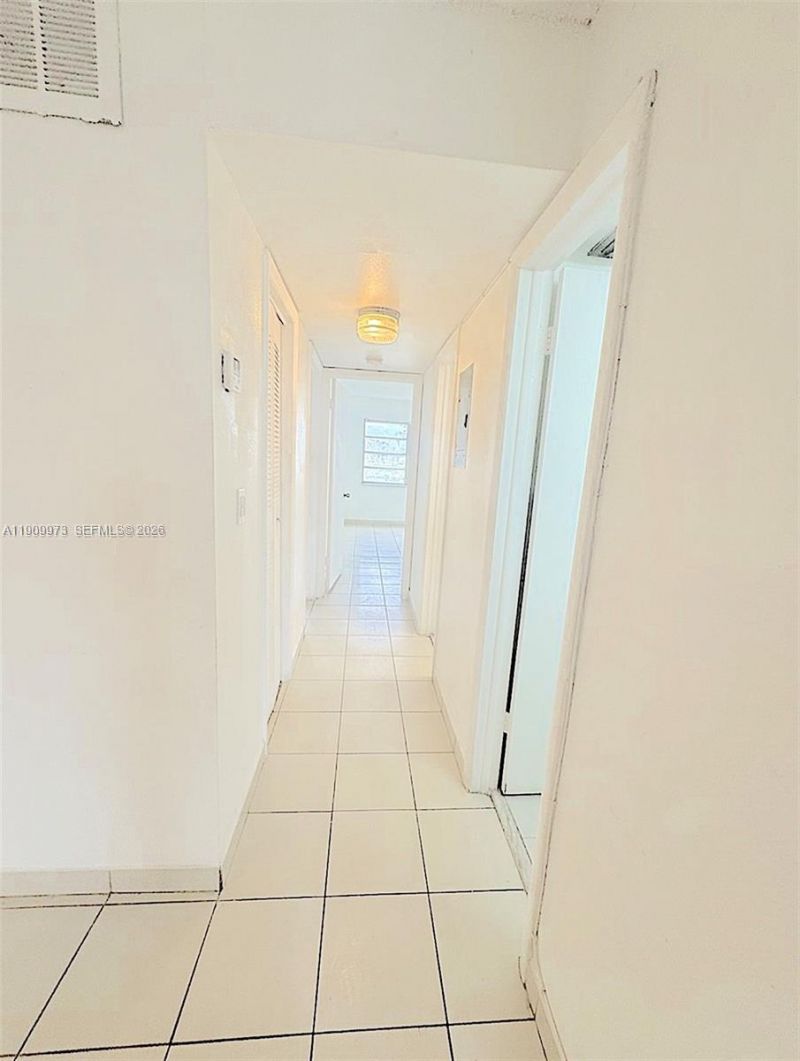 20120 NE 2nd Ave, Unit W27, Miami Gardens, FL 33179 Photo