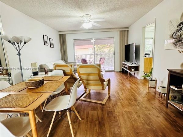 1400 SW 124th Ter, Unit 402Q, Pembroke Pines, FL 33027