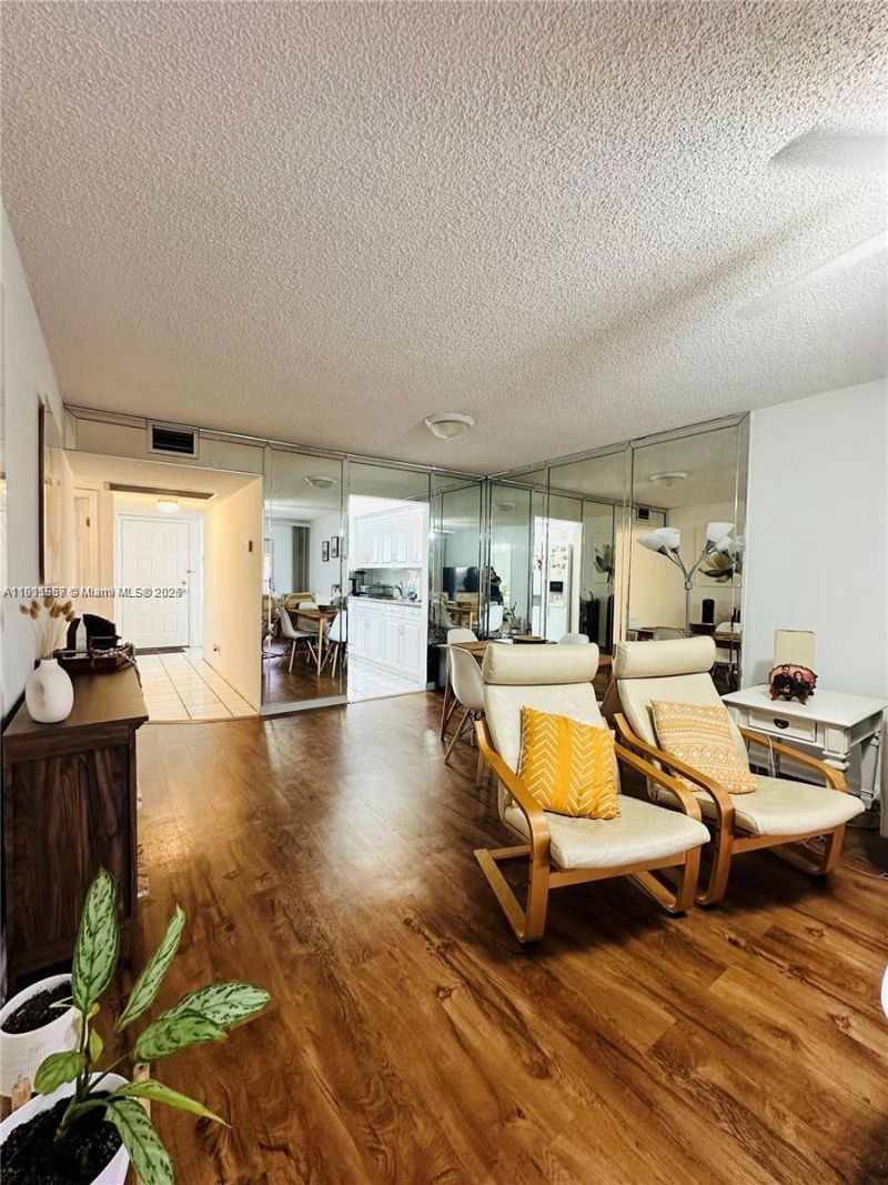 1400 SW 124th Ter, Unit 402Q, Pembroke Pines, FL 33027 Photo