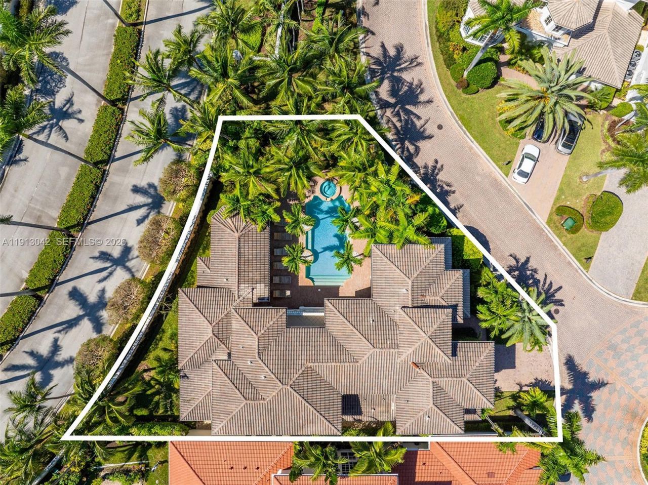 1295 Hatteras Ln, Hollywood, FL 33019 Photo