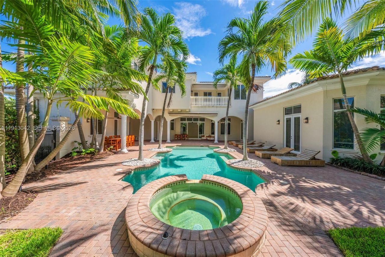 1295 Hatteras Ln, Hollywood, FL 33019 Photo