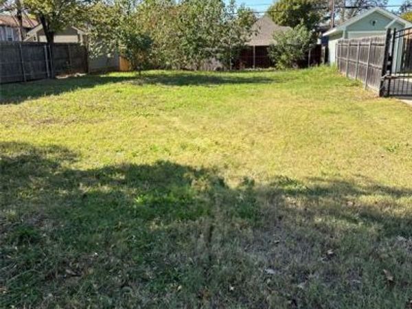 1712 Lipscomb Street , Fort Worth, TX 76110